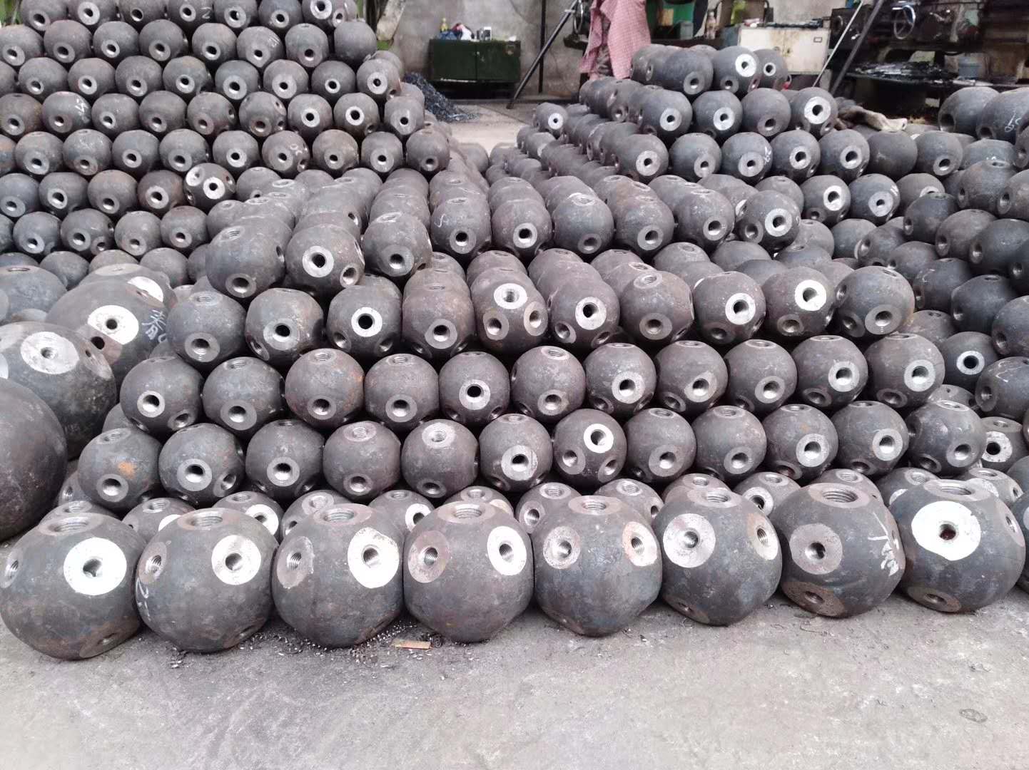娄底螺栓球